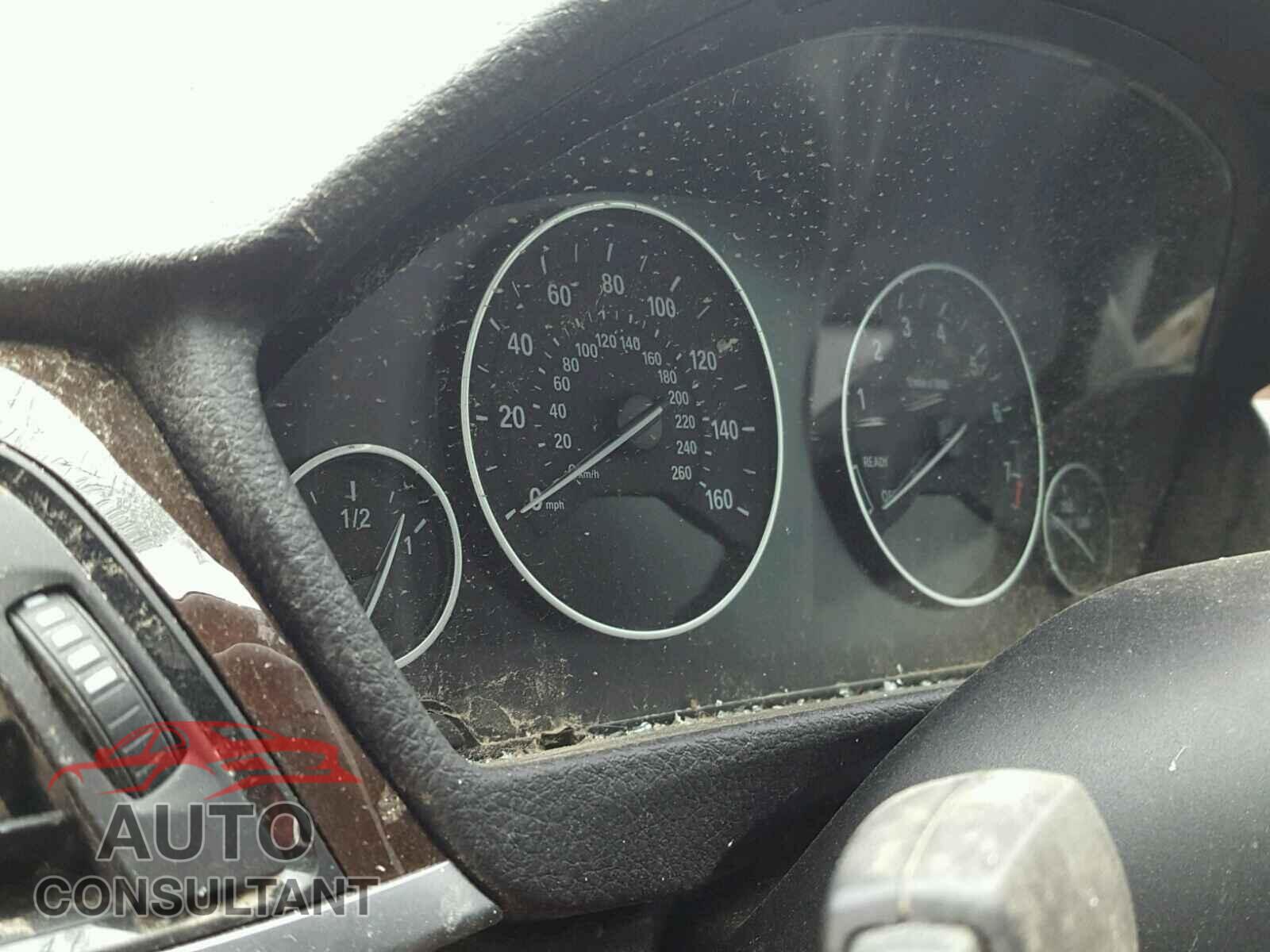 BMW 3 SERIES 2015 - WBA3C3G55FNT51843