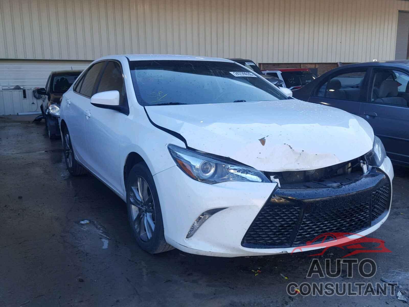 TOYOTA CAMRY 2015 - 4T1BF1FK0FU070875