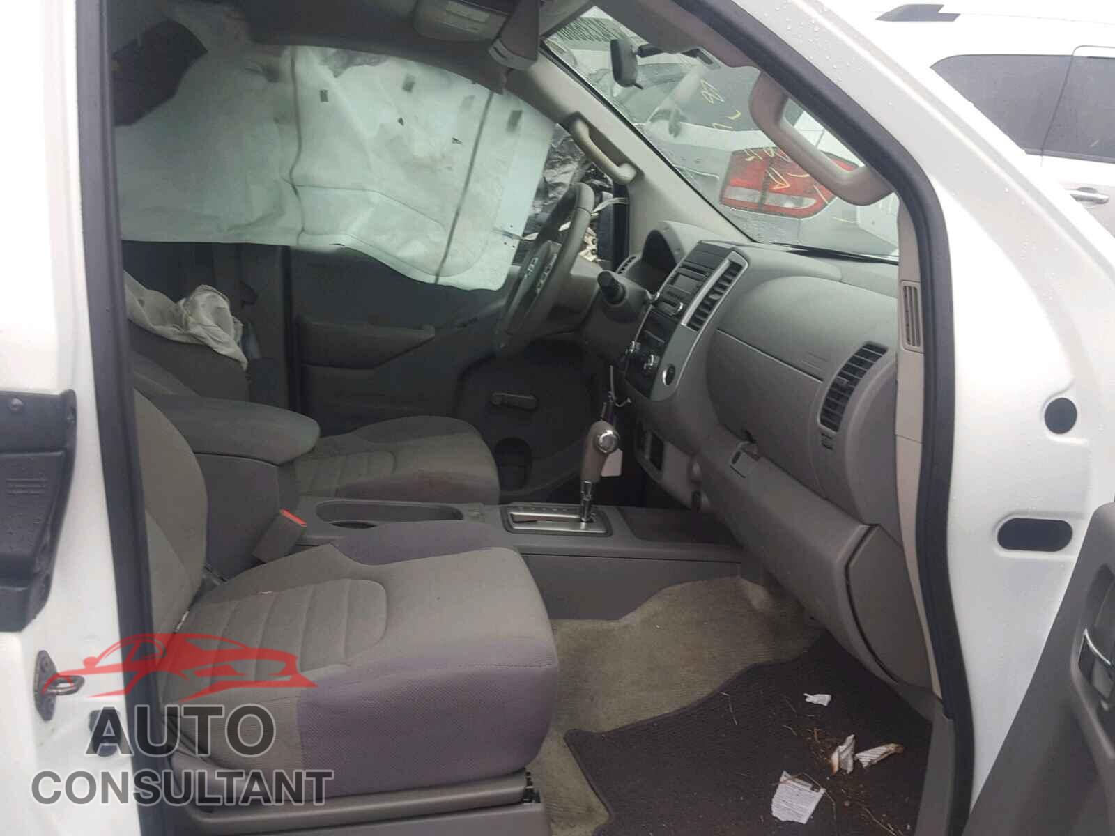 NISSAN FRONTIER 2015 - 1N6BD0CT2FN700159