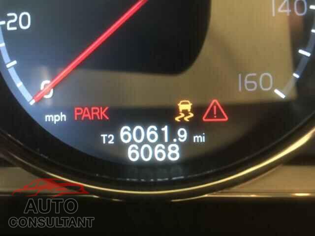 VOLVO V60 2015 - YV140MEK5F1257803