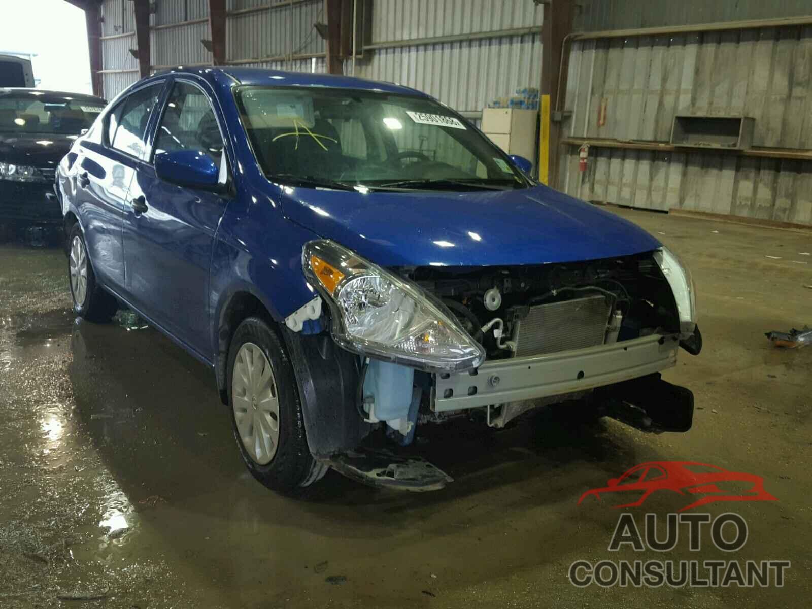 NISSAN VERSA 2017 - 3N1CN7AP3HL826572