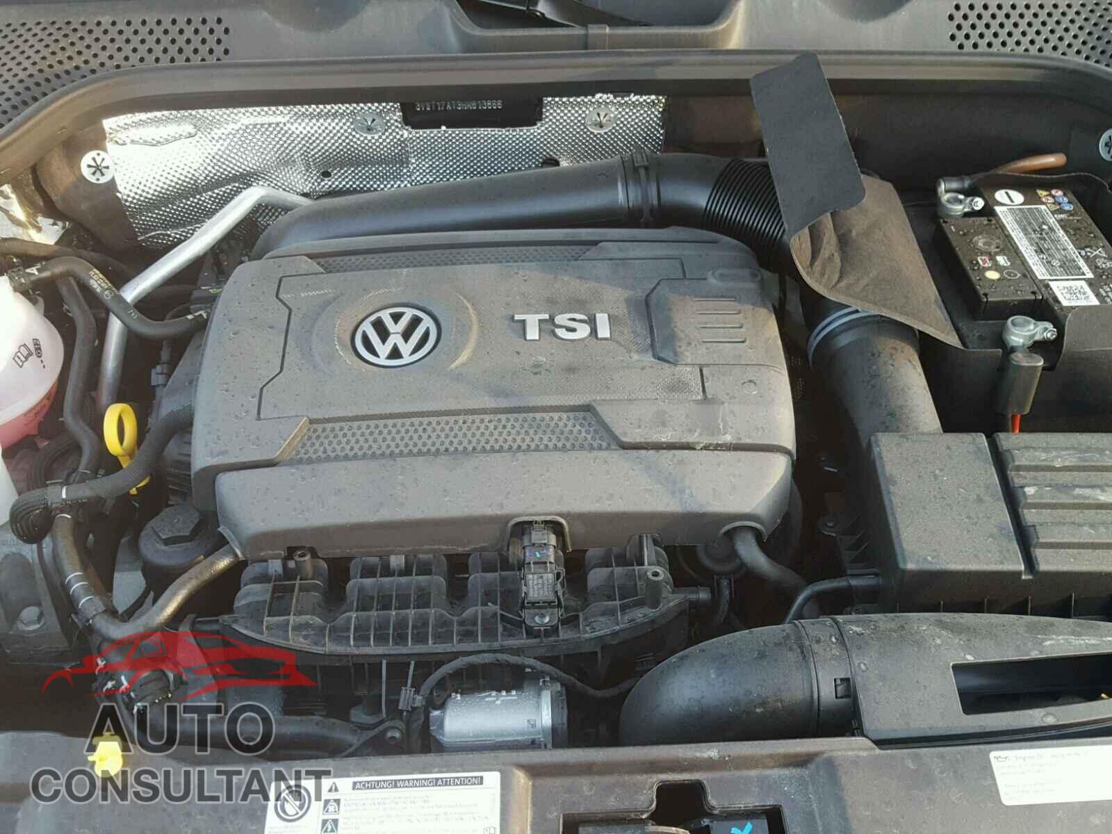 VOLKSWAGEN BEETLE 2017 - 3VWT17AT3HM813866
