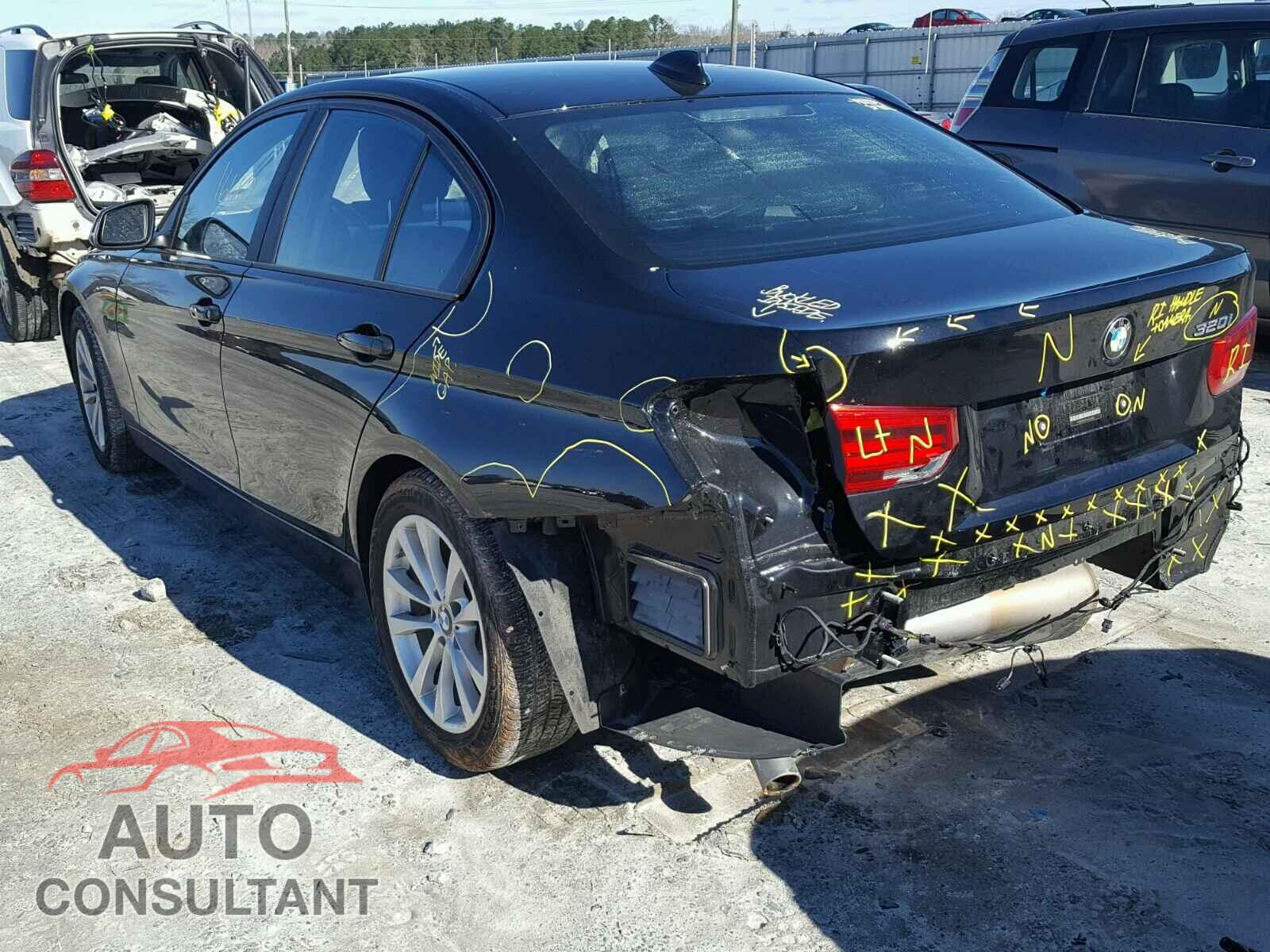 BMW 3 SERIES 2017 - WBA8E1G35HNU16096