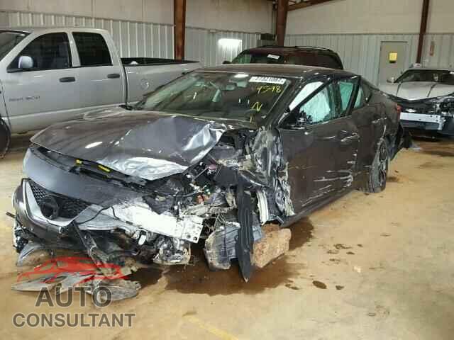 NISSAN MAXIMA 2017 - 1N4AA6AP4HC379598