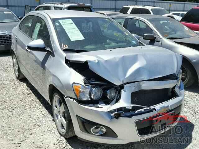 CHEVROLET SONIC 2015 - 1G1JE5SB6F4120252