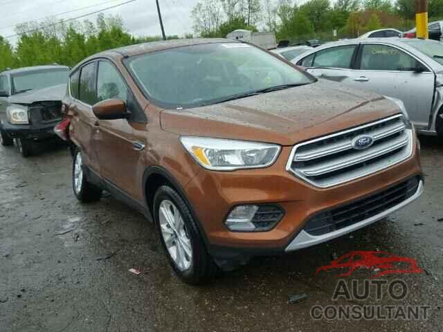 FORD ESCAPE 2017 - 1FMCU9GD4HUD12966