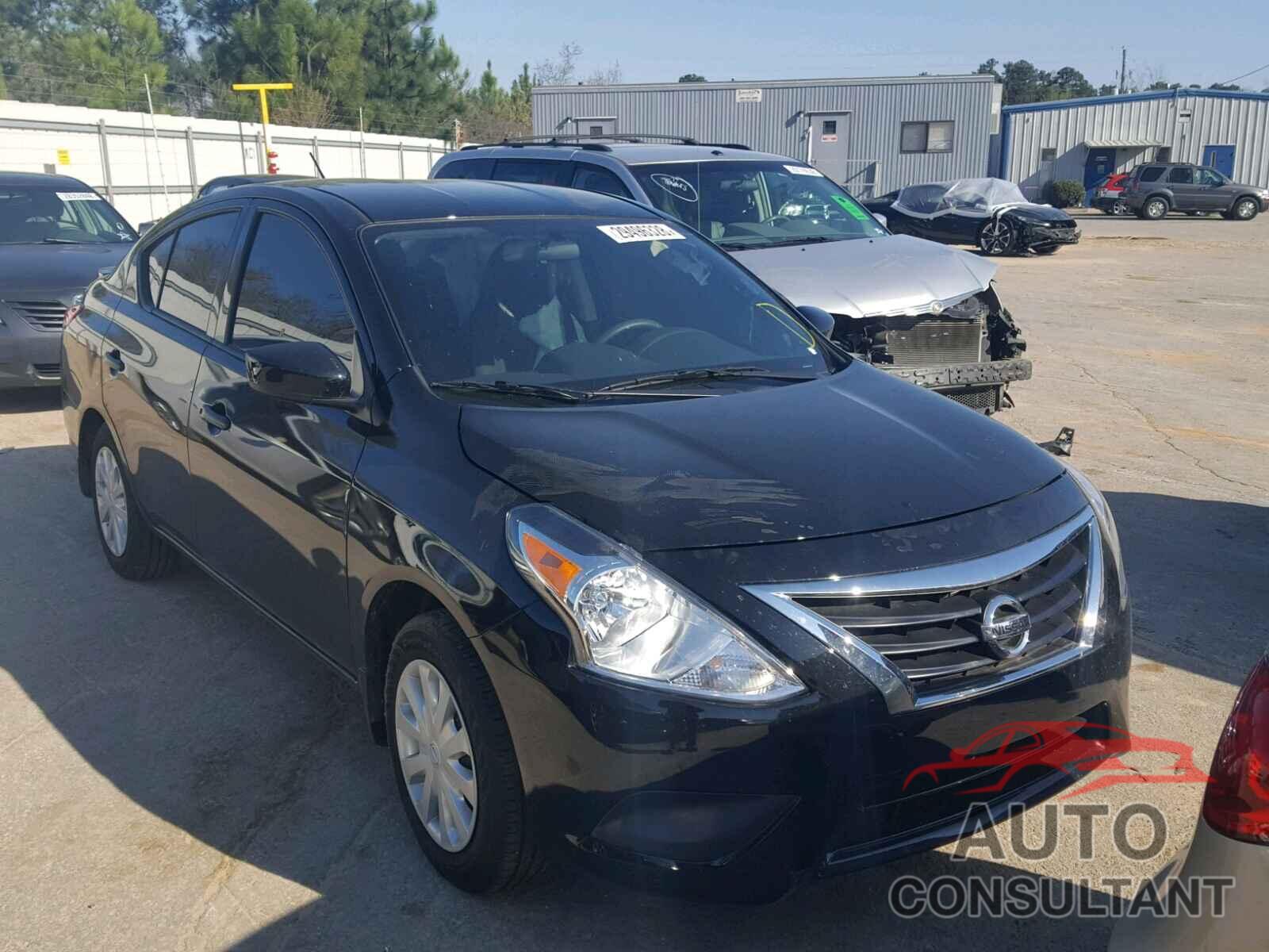 NISSAN VERSA 2017 - 3N1CN7AP0HL908355
