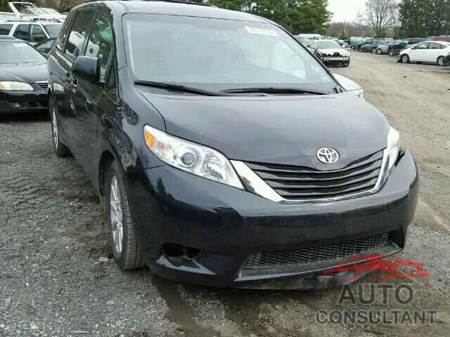 TOYOTA SIENNA 2015 - 5TDJK3DC7FS095893