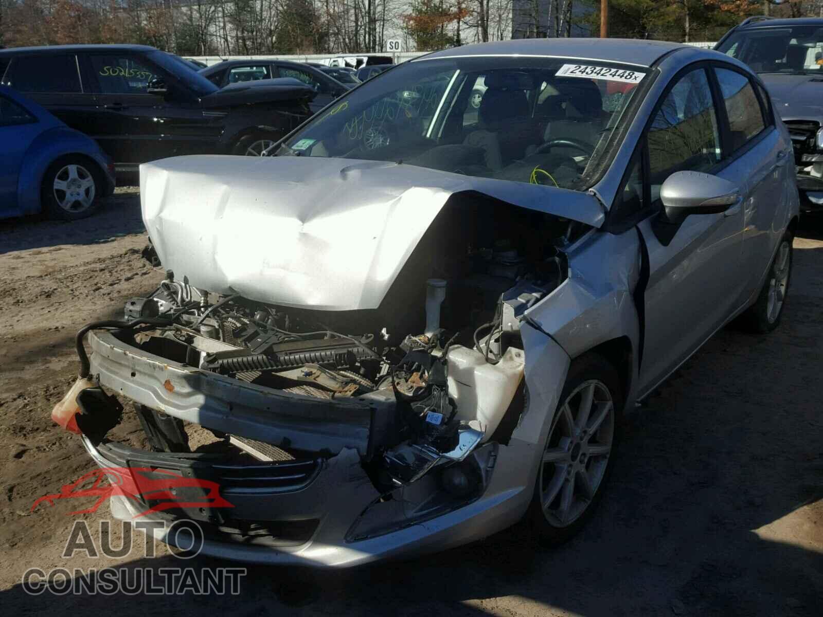 FORD FIESTA 2015 - 3FADP4EJ6FM146842