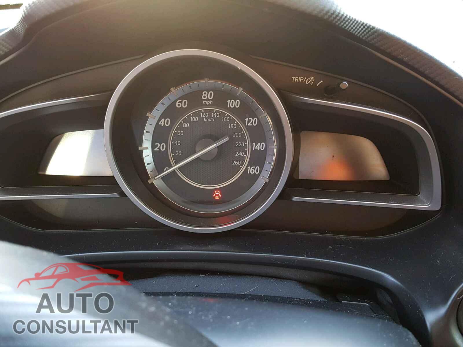 MAZDA 3 2015 - 3MZBM1V71FM144622