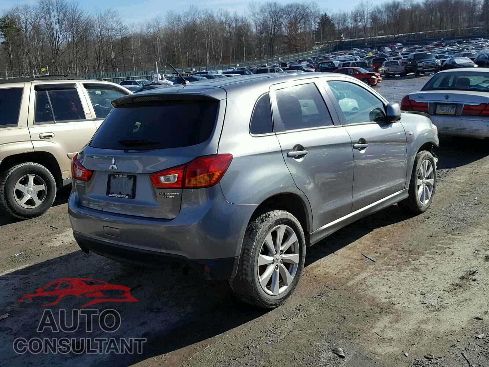 MITSUBISHI OUTLANDER 2015 - 4A4AP3AU6FE048609