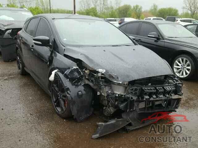FORD FOCUS 2015 - 1FADP3L93FL218388