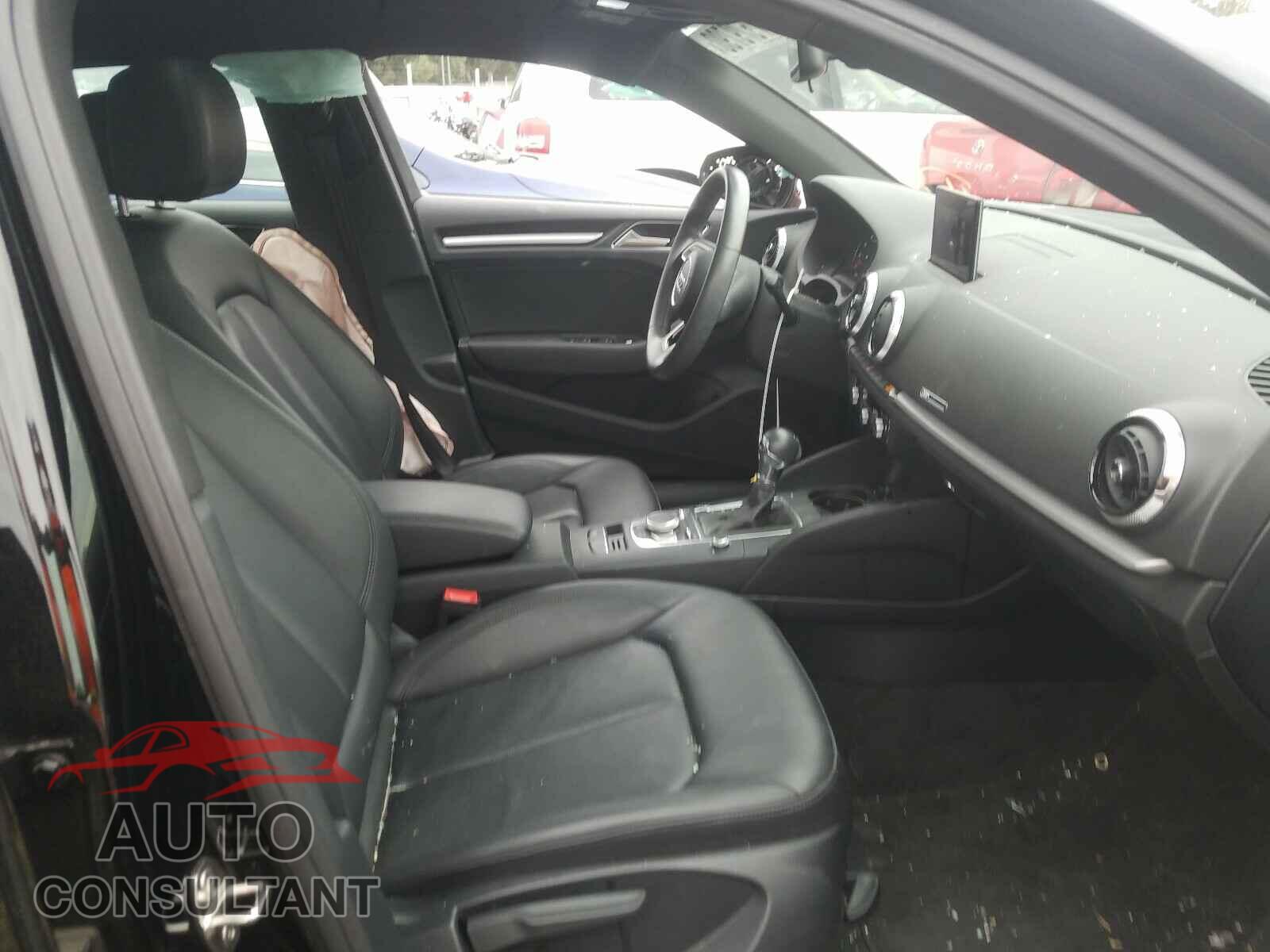 AUDI A3 2018 - WAUAUGFF2J1056978
