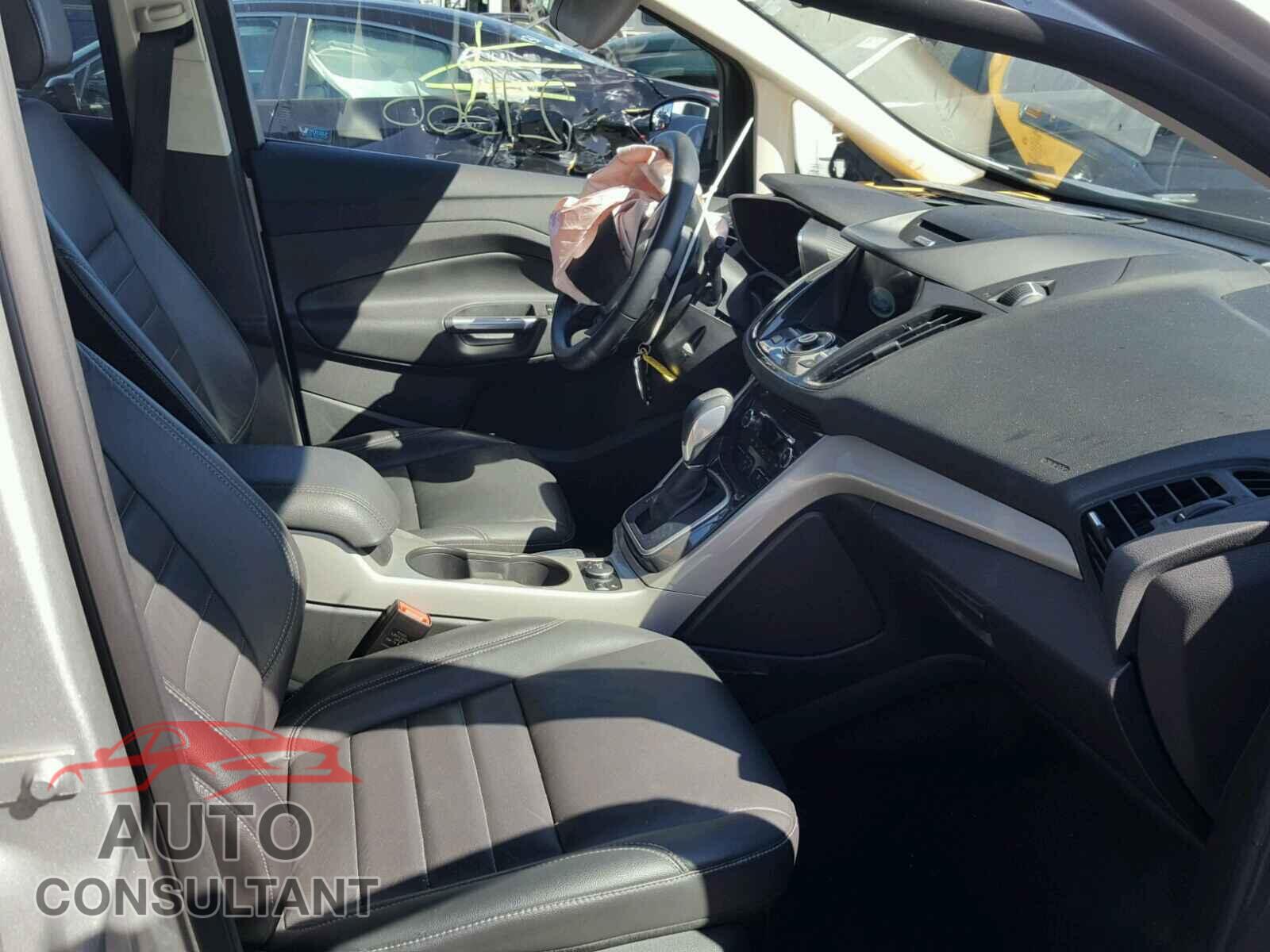 FORD CMAX 2016 - 5YJ3E1EB3KF413260