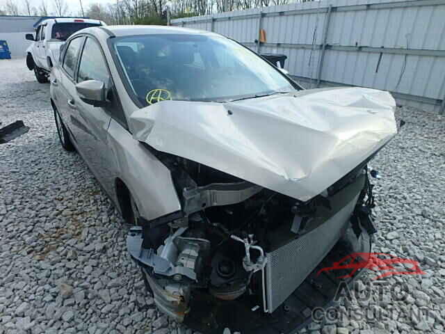 FORD FOCUS 2015 - 1FADP3K27FL218026