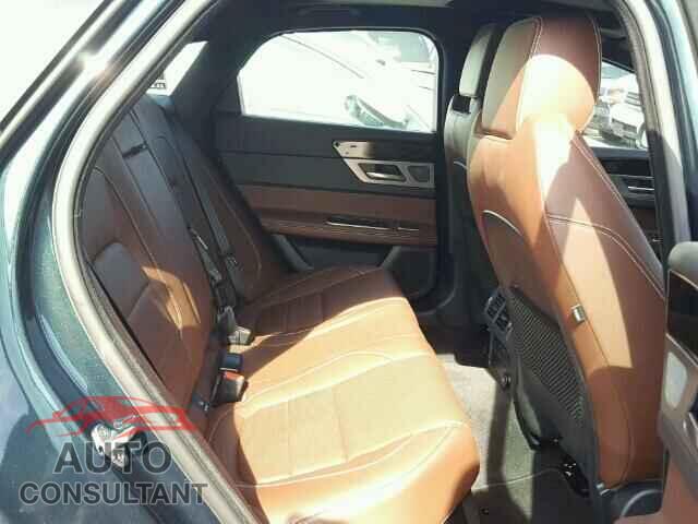 JAGUAR XF 2016 - SAJBL4BV9GCY15260