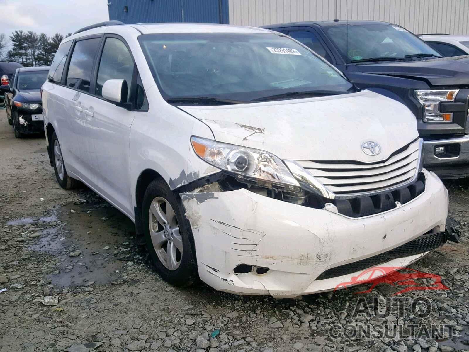 TOYOTA SIENNA 2017 - 5TDKZ3DC5HS858674