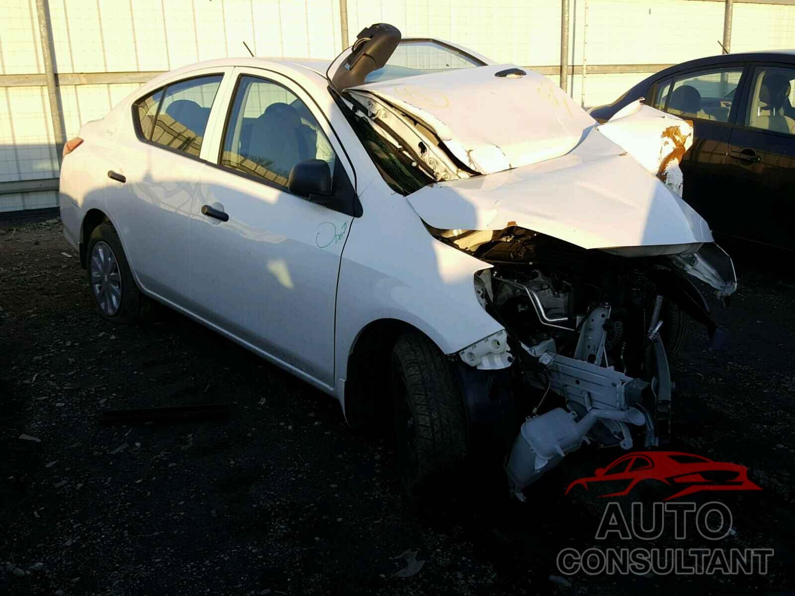 NISSAN VERSA 2015 - 3N1CN7APXFL874552