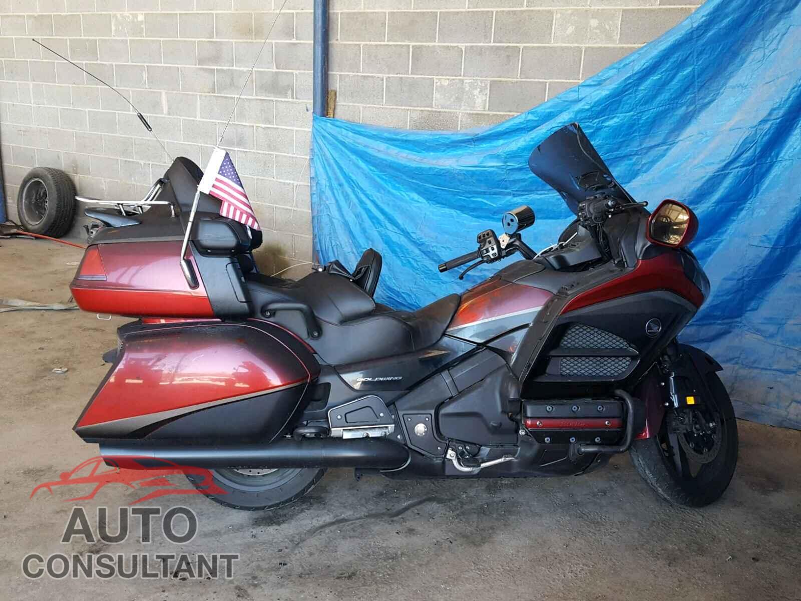 HONDA GL CYCLE 2015 - JH2SC68V2FK100673