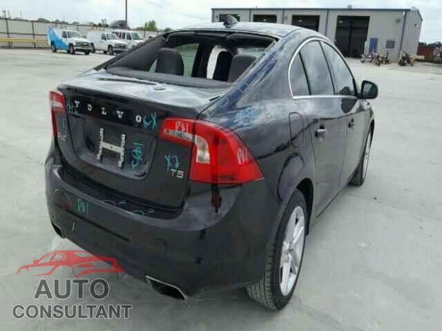 VOLVO S60 2015 - YV140MFK0F2338944