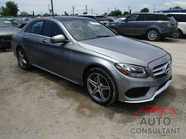 MERCEDES-BENZ C300 2015 - 55SWF4KBXFU010347