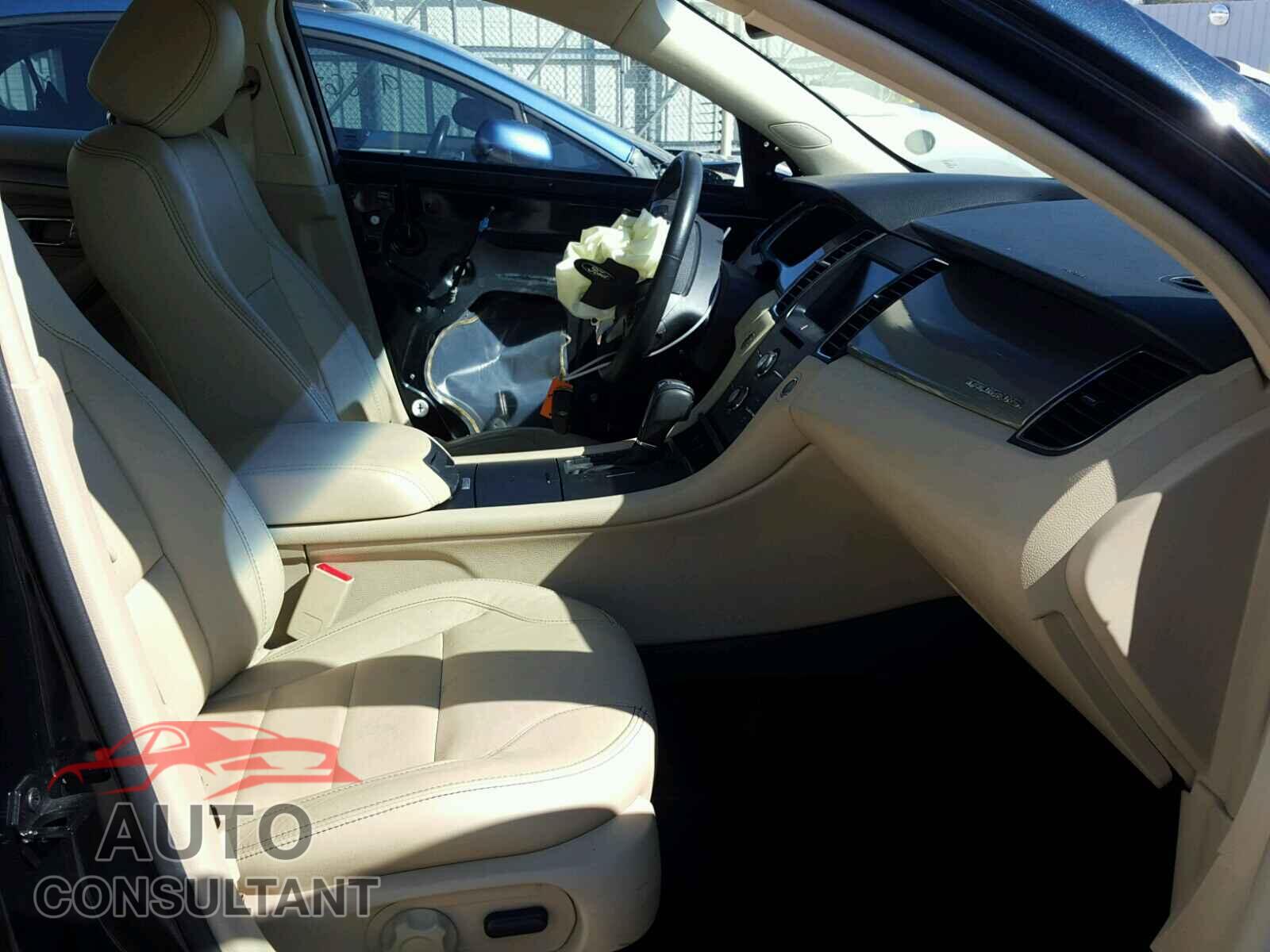 FORD TAURUS 2015 - 1FAHP2E89FG120975