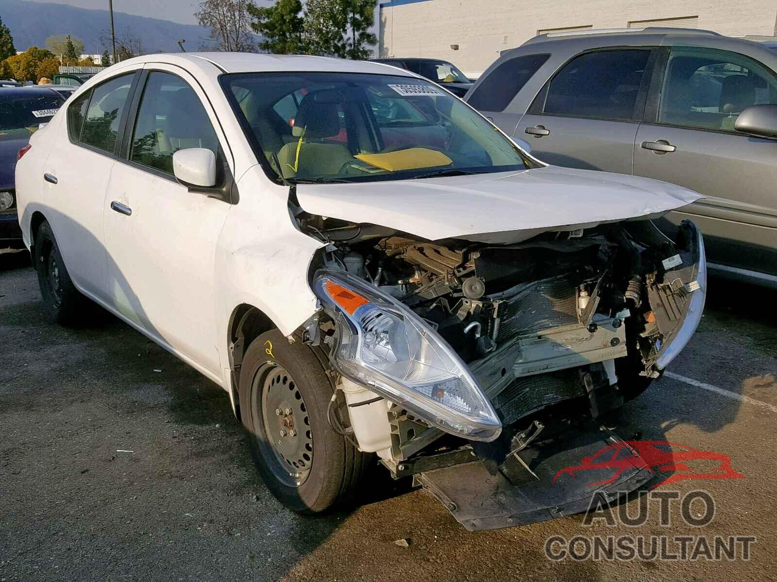 NISSAN VERSA 2015 - JTDS4RCE3LJ047899
