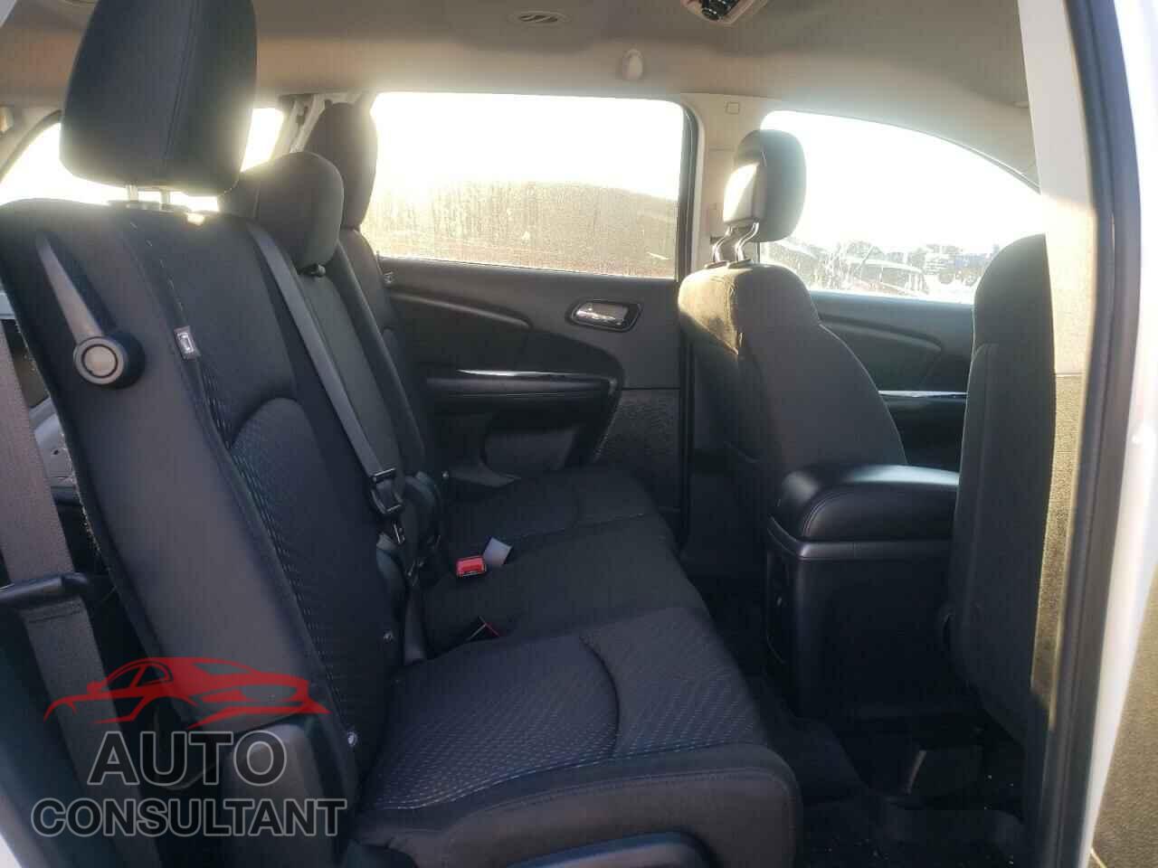 DODGE JOURNEY 2017 - 3C4PDCBB5HT559755