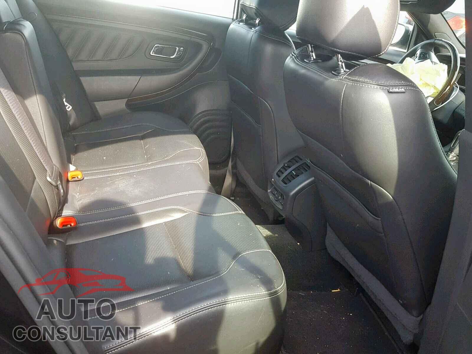 FORD TAURUS 2017 - KNDPMCAC0L7788318