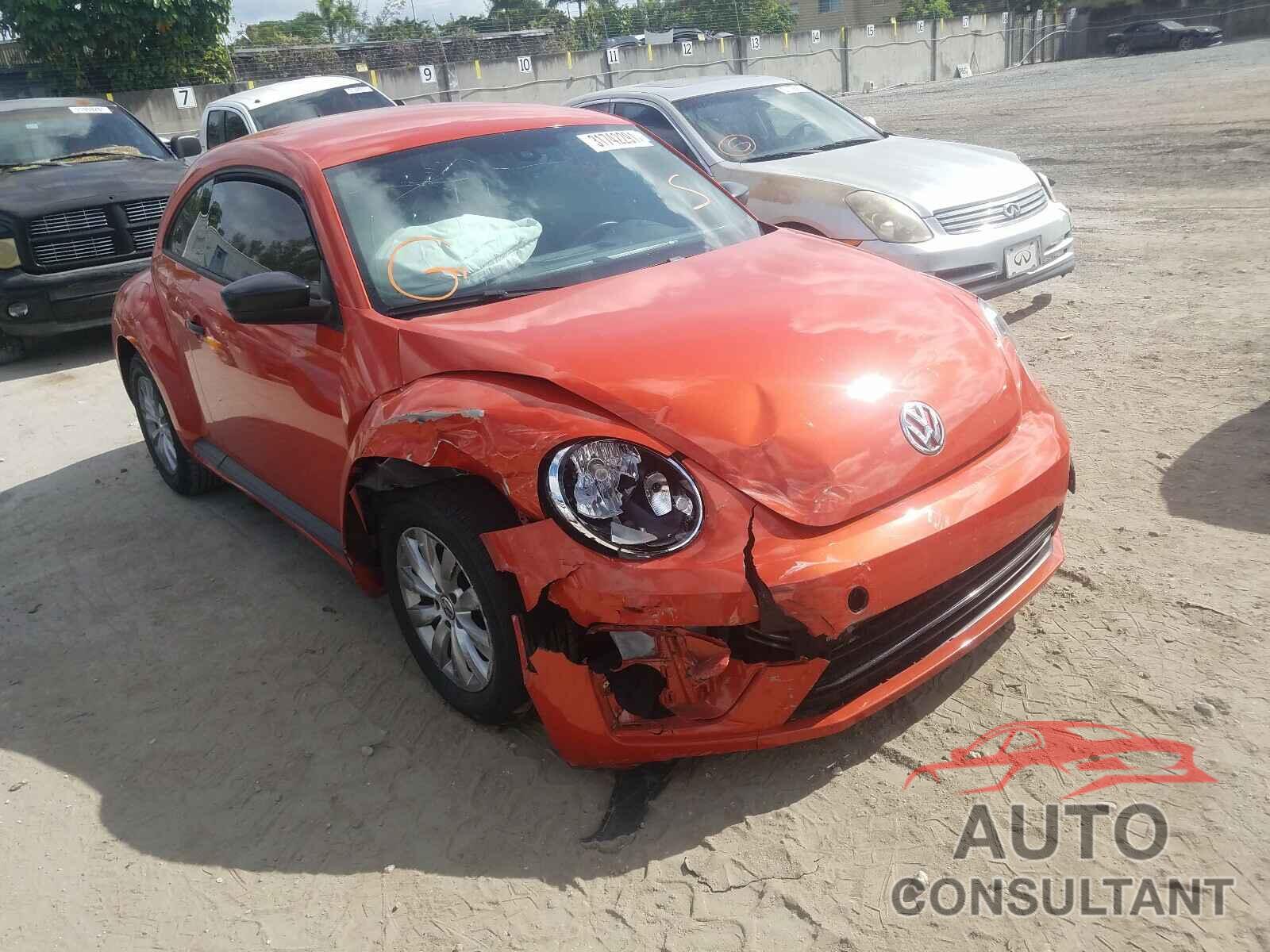 VOLKSWAGEN BEETLE 2017 - 3VWF17AT1HM624968