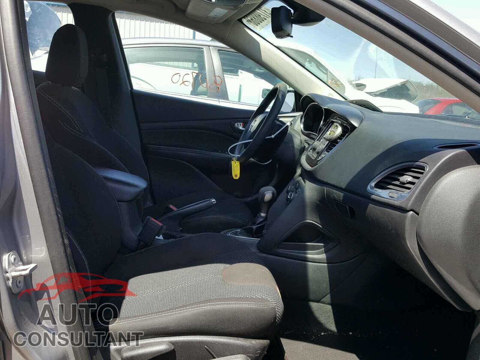 DODGE DART 2015 - 1C3CDFBB6FD309187