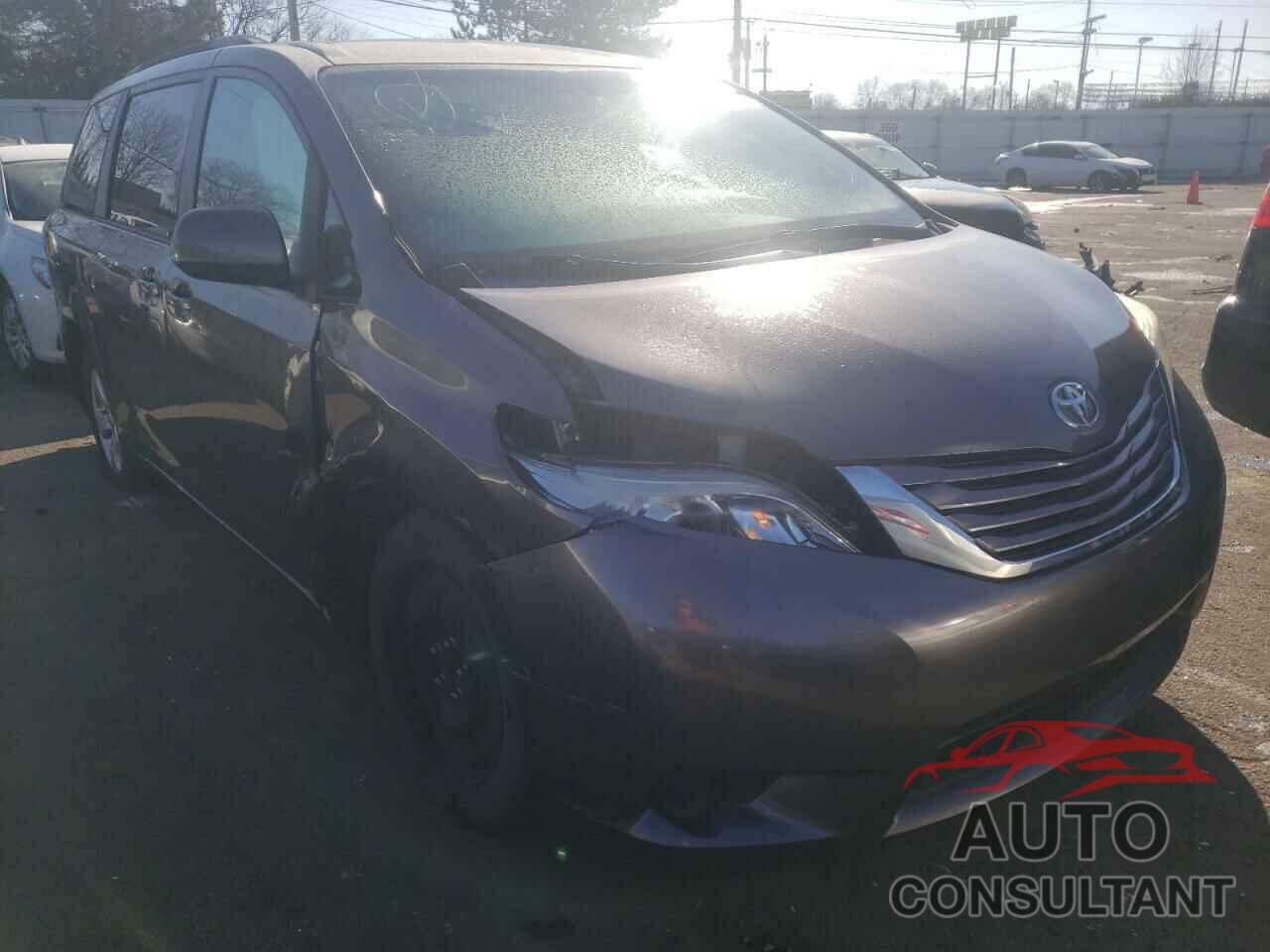 TOYOTA SIENNA 2016 - 5TDKK3DC8GS712854