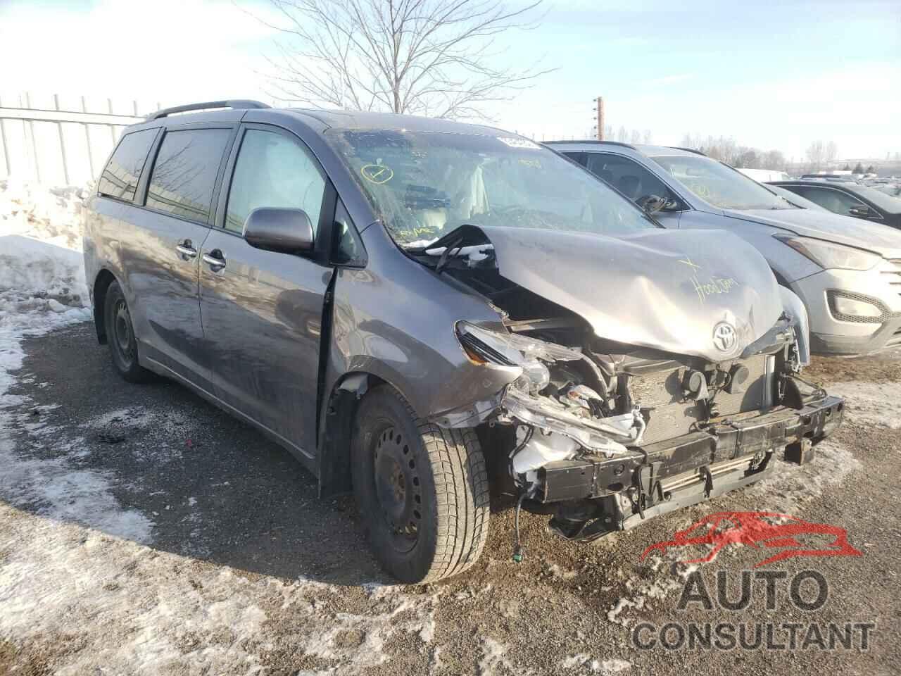 TOYOTA SIENNA 2017 - 5TDXZ3DC8HS849313