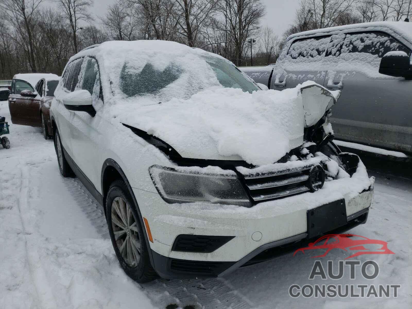 VOLKSWAGEN TIGUAN 2018 - 3VV1B7AX3JM079764