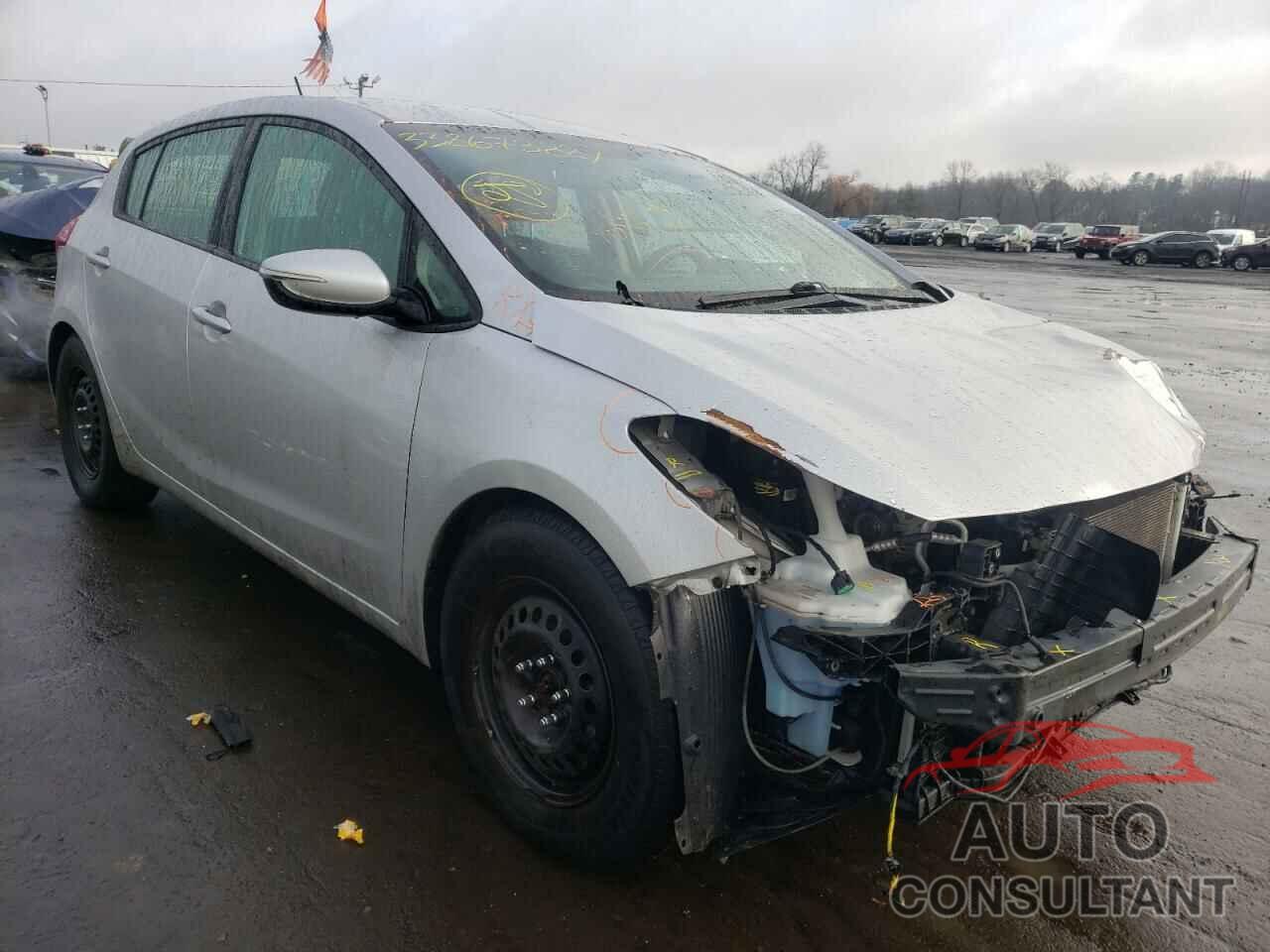 KIA FORTE 2017 - KNAFK5A85H5683105