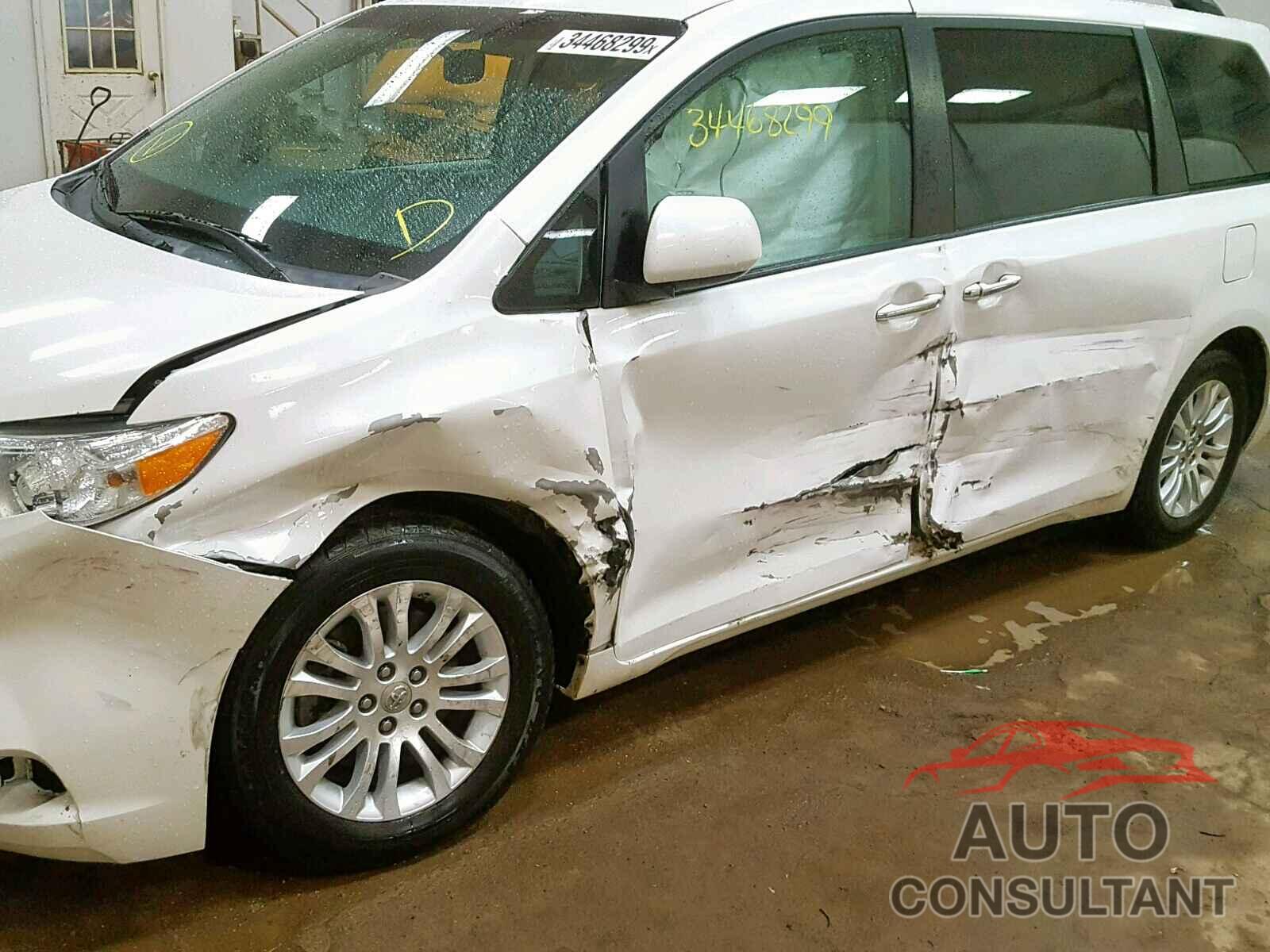 TOYOTA SIENNA XLE 2015 - 5TDYK3DC5FS575123