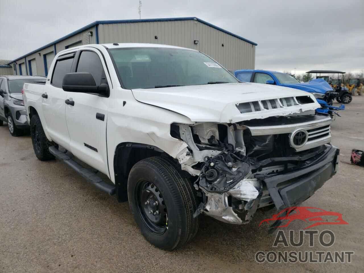 TOYOTA TUNDRA 2017 - 5TFDW5F18HX615993