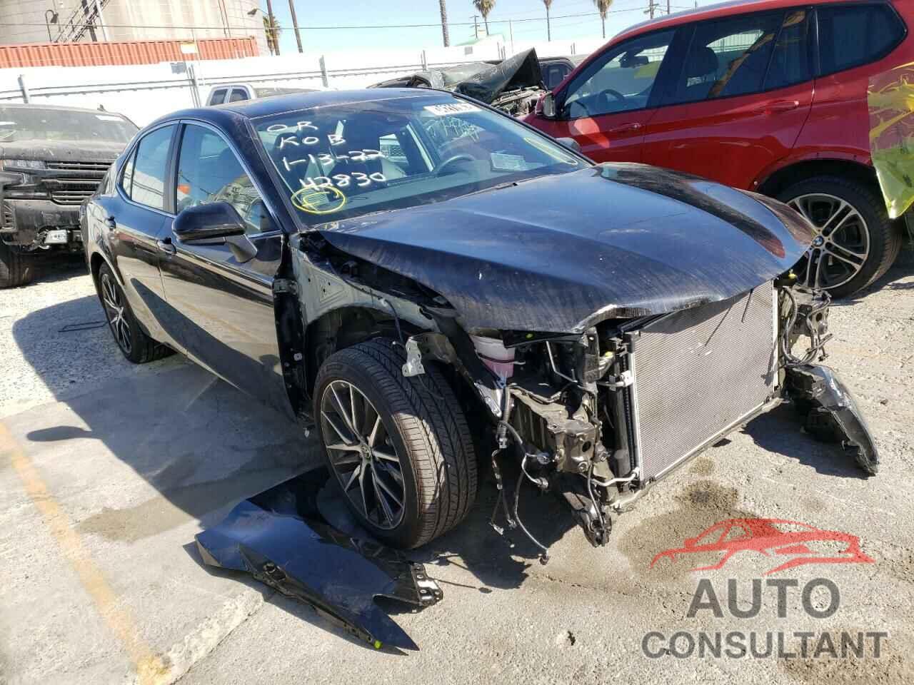 TOYOTA CAMRY 2021 - 4T1G11AK7MU425257