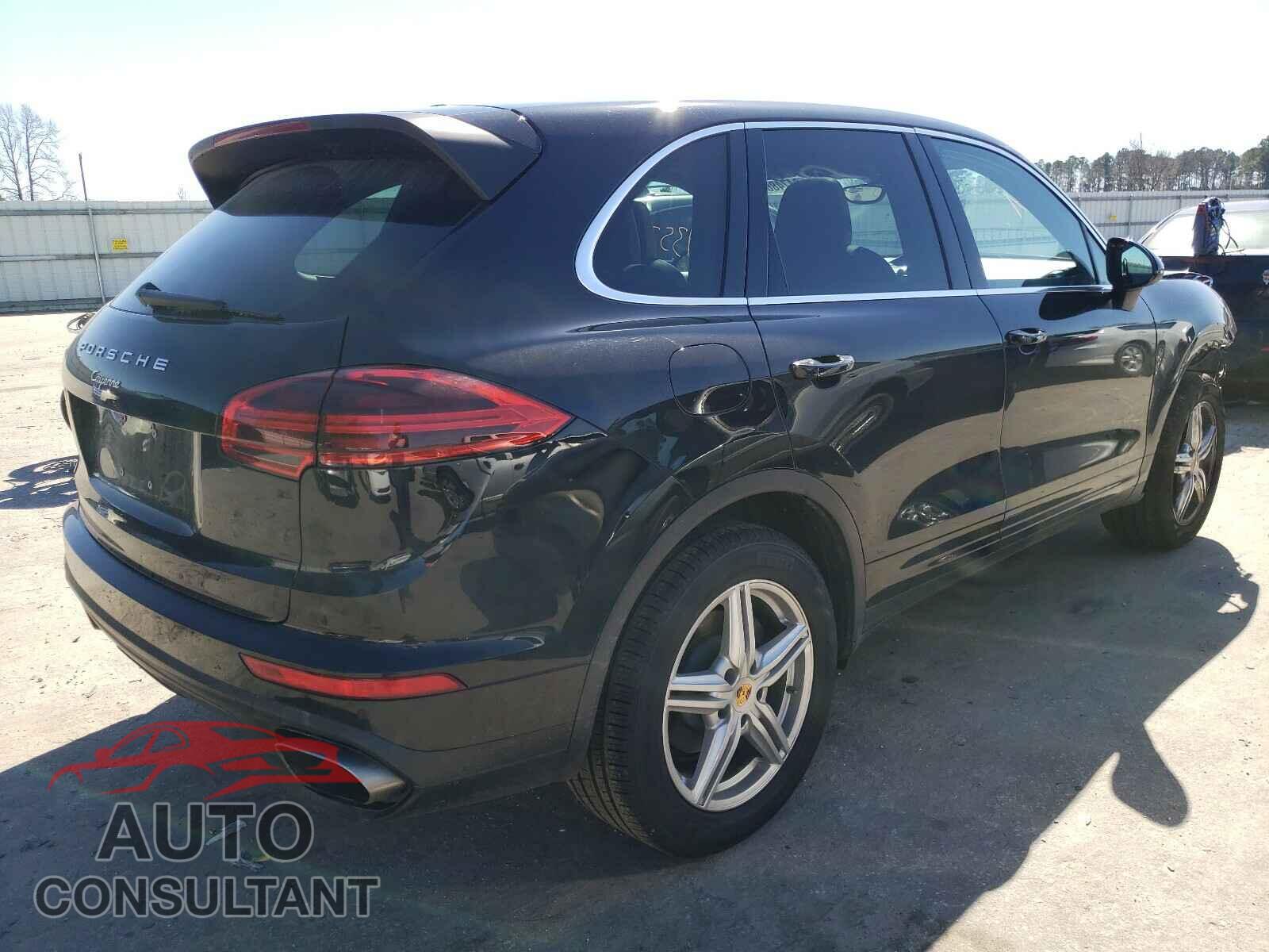 PORSCHE CAYENNE 2016 - WP1AA2A29GKA13145
