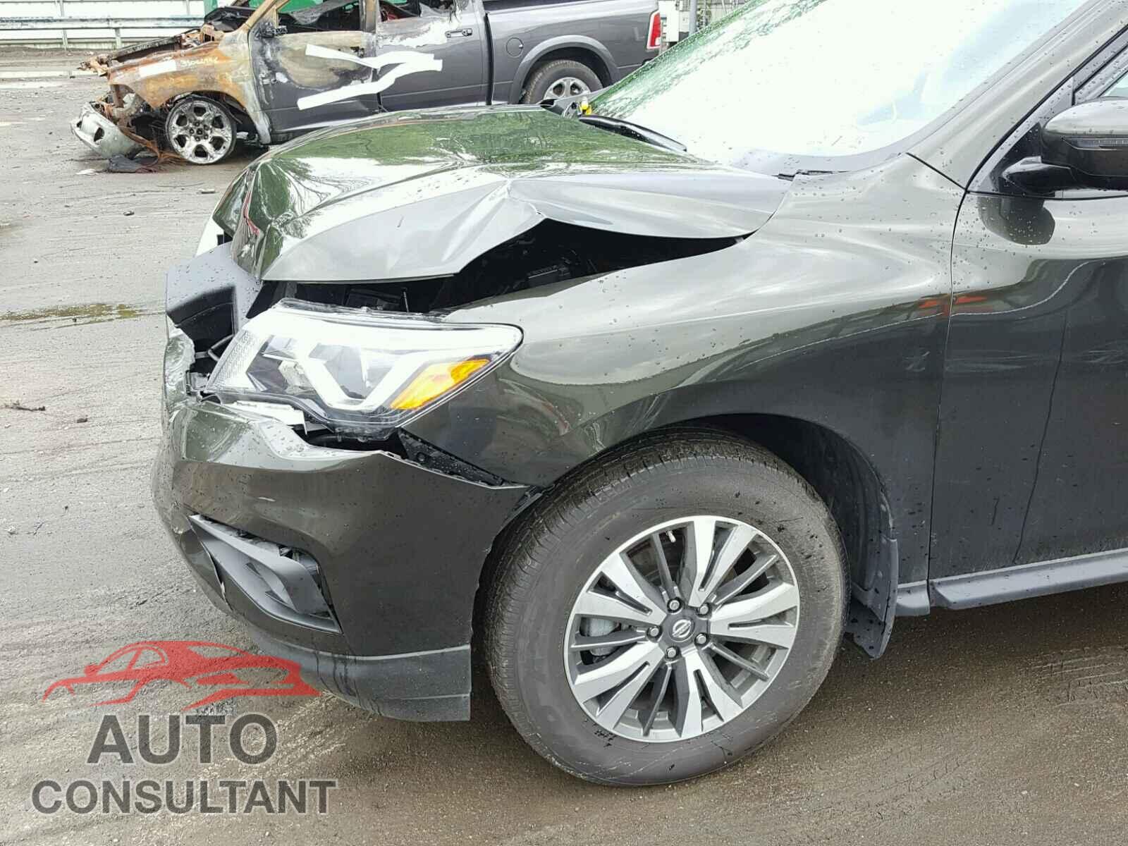 NISSAN PATHFINDER 2017 - 5N1DR2MM7HC698869