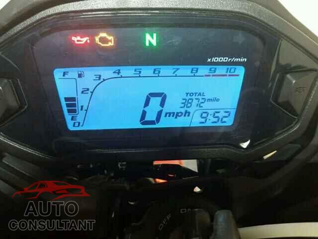 HONDA CB CYCLE 2015 - MLHPC4568F5200918