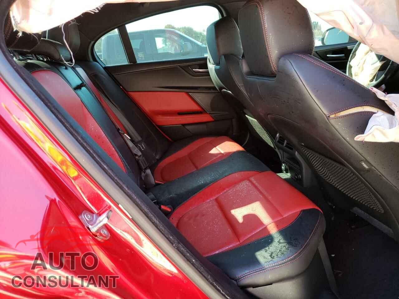 JAGUAR XE 2017 - SAJAL4BV1HCP10547