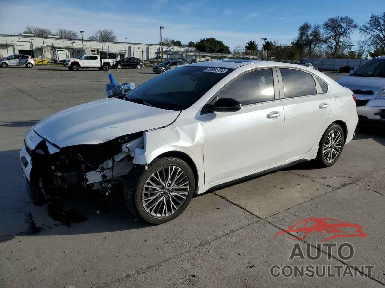 KIA FORTE 2023 - 3KPF54AD1PE540978