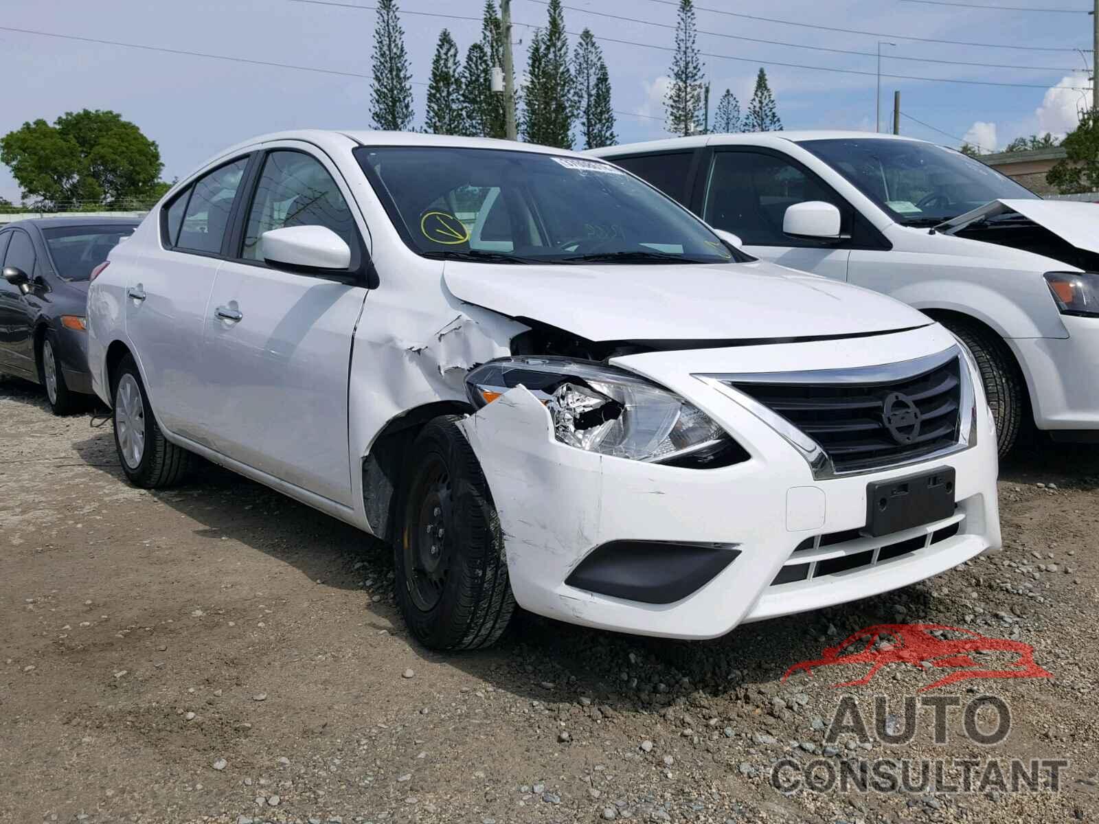 NISSAN VERSA 2017 - 3N1CN7AP8HK462753
