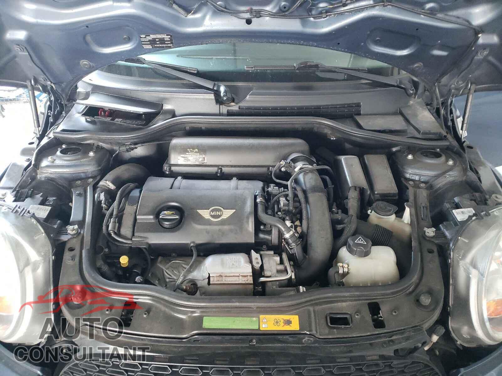 MINI COOPER 2011 - WMWSV3C53BTY13852