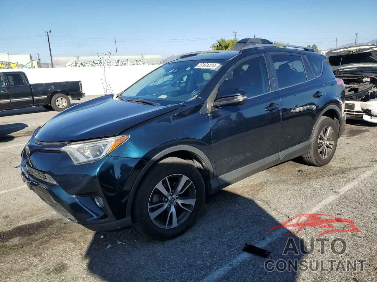 TOYOTA RAV4 2017 - JTMWFREV3HJ108104