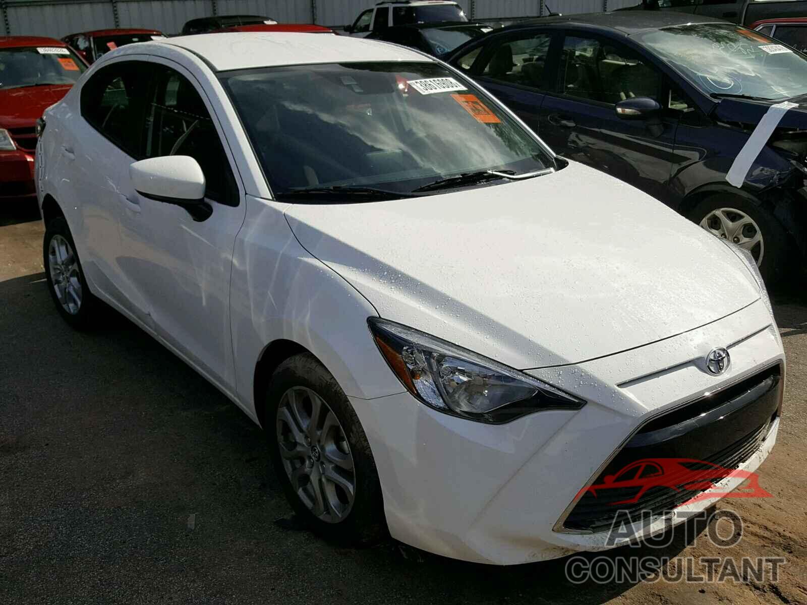 TOYOTA YARIS 2018 - 3MYDLBYV8JY323600