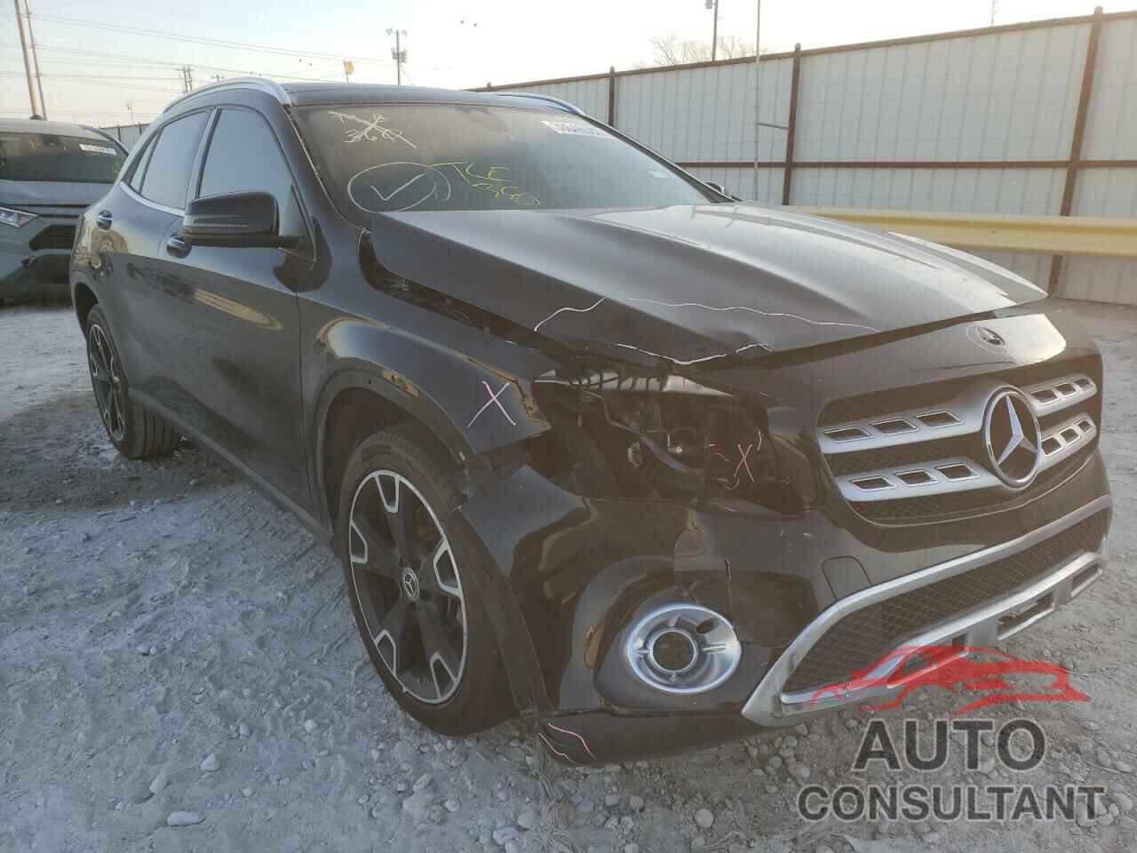 MERCEDES-BENZ GLA-CLASS 2018 - WDCTG4EB2JJ421573