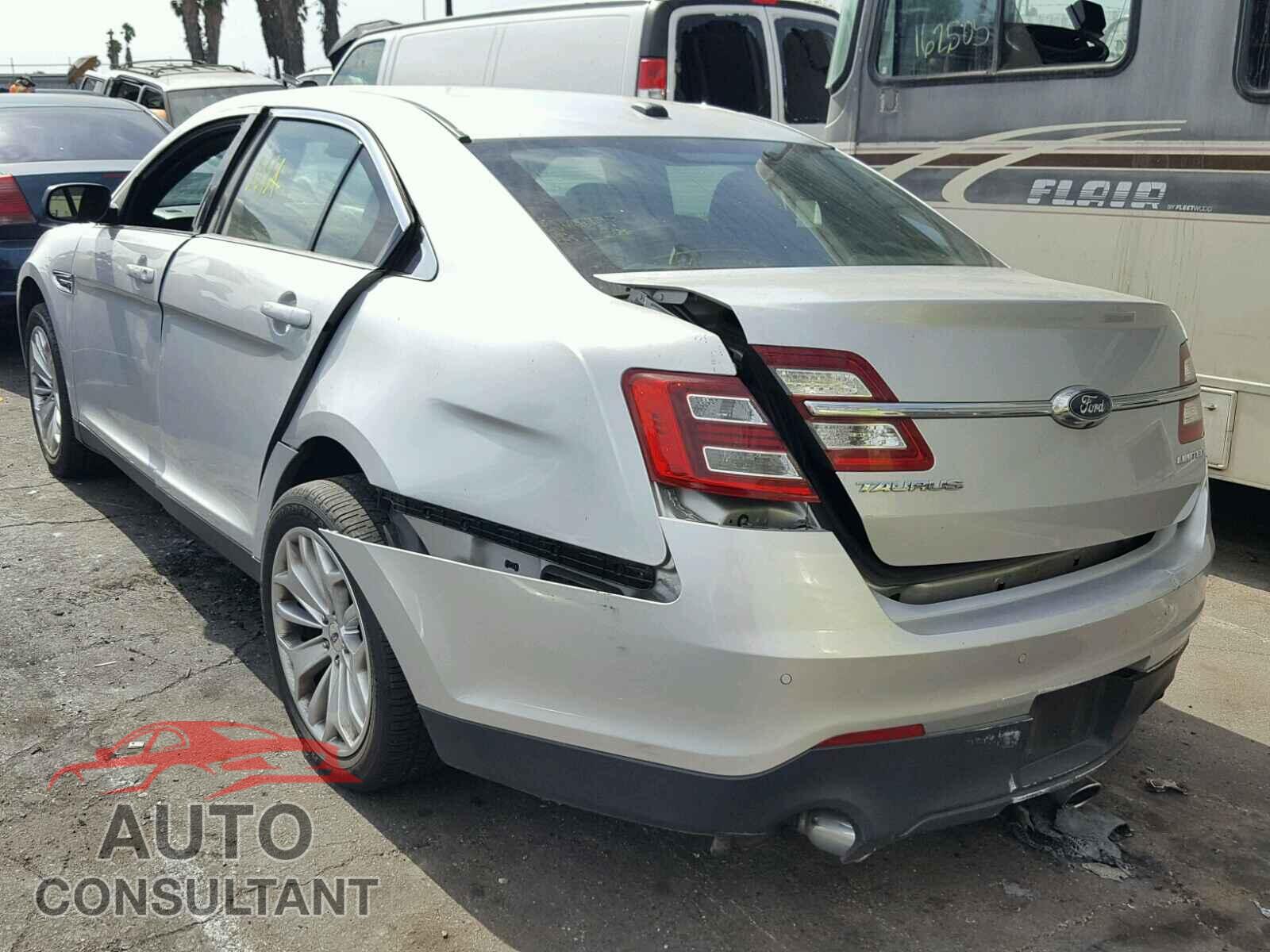 FORD TAURUS 2017 - 1FAHP2F82HG120804