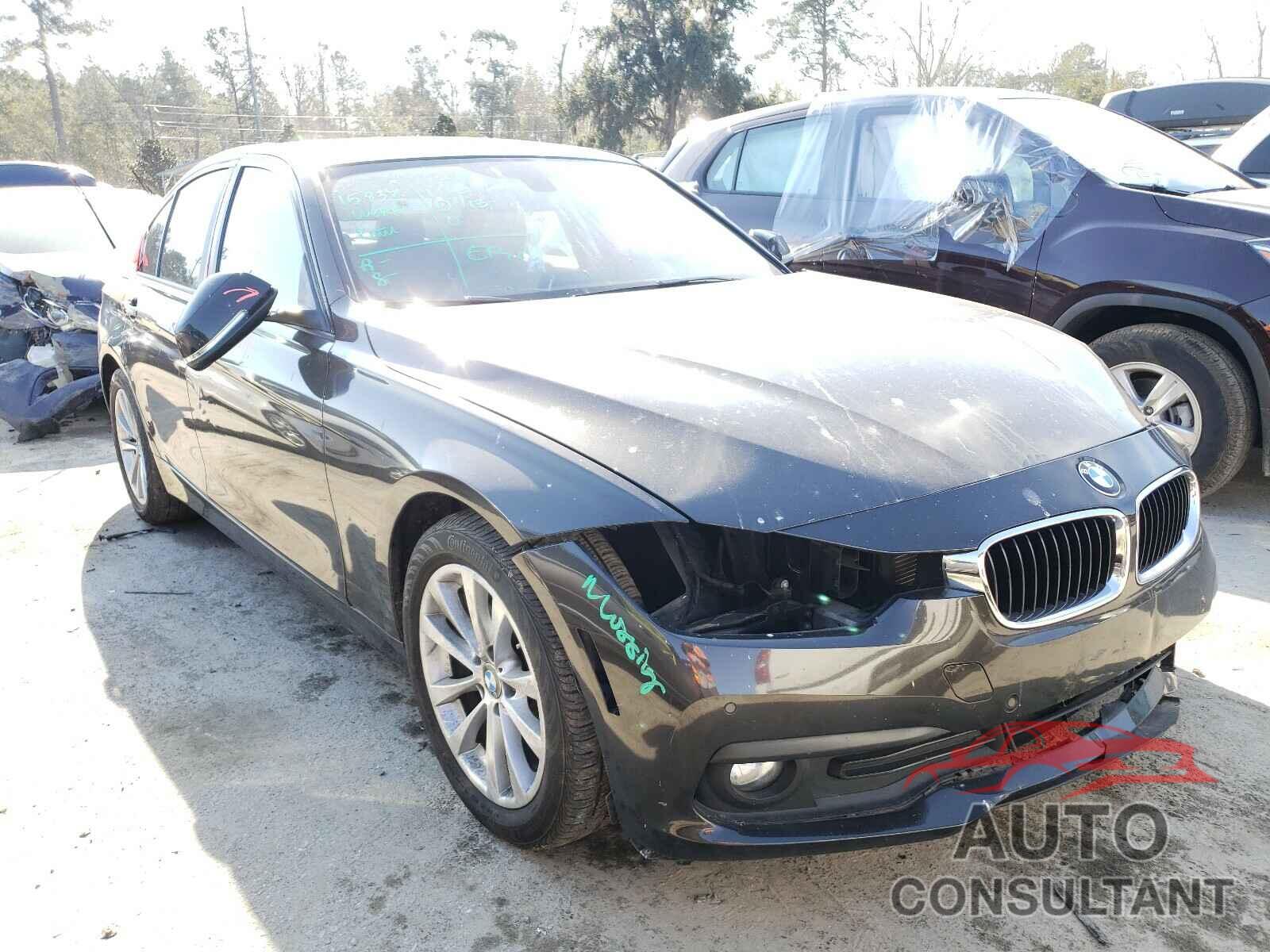 BMW 3 SERIES 2016 - WBA8E1G52GNT35637
